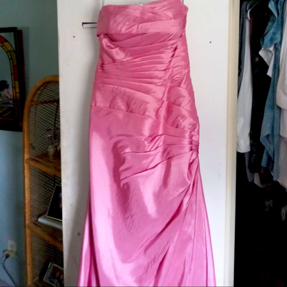 Bill Levkoff size 8 pink bridesmaid dress strapless